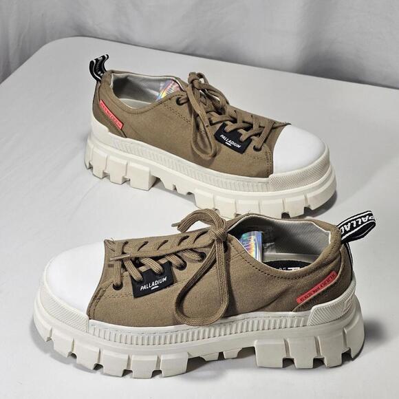 Palladium Shoes - Palladium Revolt LO TX Olive Womens Size 8.5 - 40 Casual Platform Boot